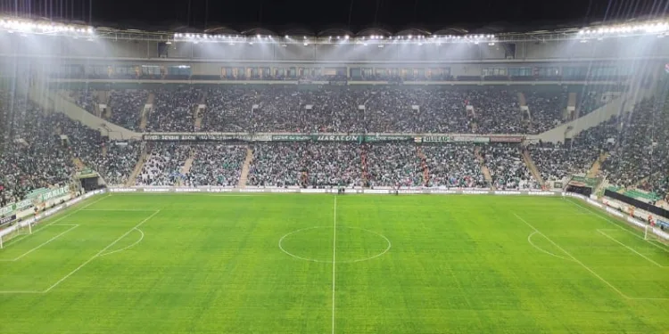 Bursaspor 3 puanı 3 golle aldı