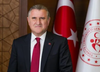 Gençlik ve Spor Bakanı Osman Aşkın Bak: “Türk basketbolunun kalbi burada atacak”