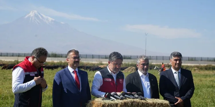 “Tüketicimizin güvenilir gıdaya ulaşması en doğal hakkıdır”