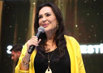 Türkan Şoray: “Dünyada savaşlar bitsin”
