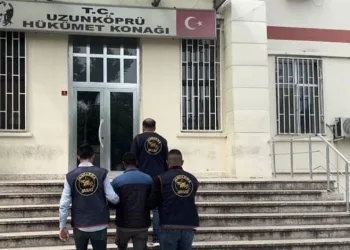 25 yıl hükümlü, Yunanistan sınırında yakalandı