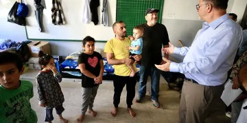 “Lübnan’da son 3 haftada 400 bin çocuk yerinden edildi”