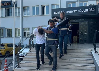 Bursa’da fuhuş operasyonu : 4 kadın kurtarıldı