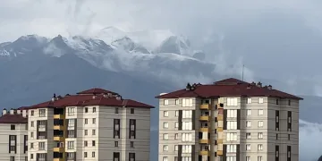 Cilo Dağı yeniden beyaza büründü