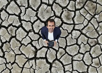 Baraj suları çekildi