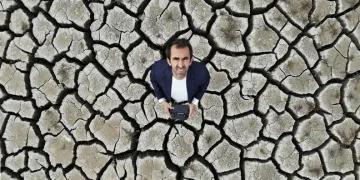 Baraj suları çekildi
