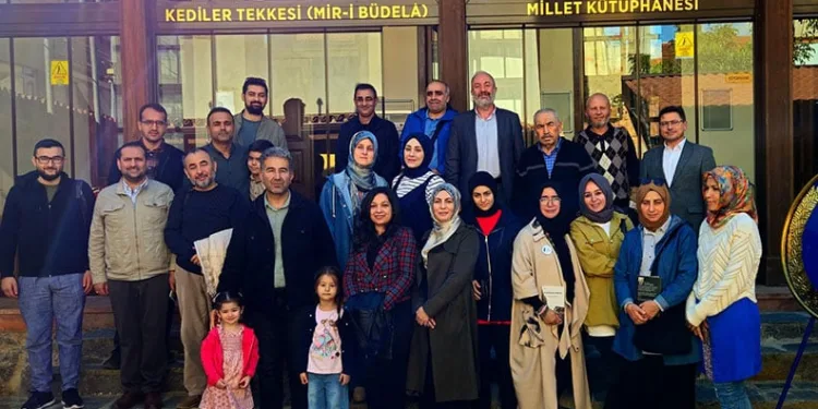 Kitapseverler Kolektif Okuma etkinliğinde buluştu