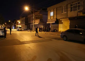 Ziyarete geldiği teyzesinin evinin önünde öldürüldü