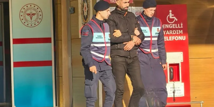 Bursa’da 26 yıl hapis cezası bulunan hırsız yakalandı