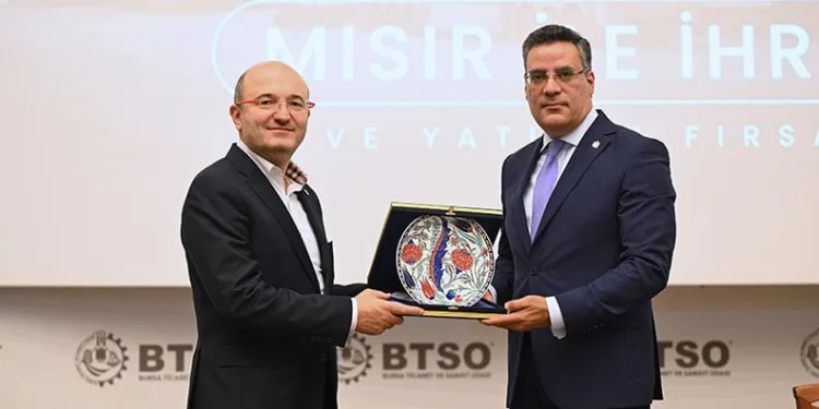 Mısır ile ticaret hacmi hedefi 15 milyar dolar