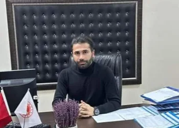 Müdür vekili makamında öldürüldü