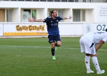 Bursa Nilüfer FK’da Aykut Çift göz kamaştırıyor