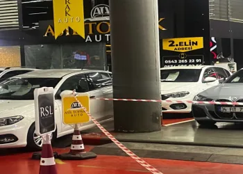 Kadın kılığına giren şahıs husumetlisine kurşun yağdırdı