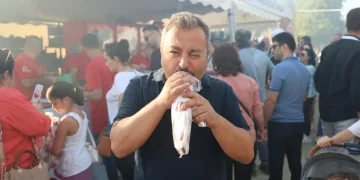 4 günde 500 bin şiş et ve 400 bin şişe şalgam suyu tüketildi