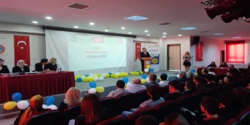 Ulaştırma eğitimi alan liseliler staj için Avrupa’ya gidiyor