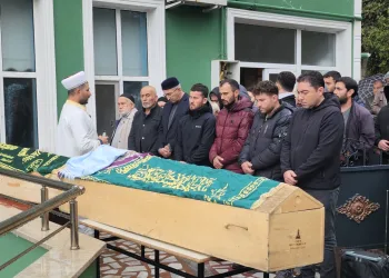 Karbonmonoksit gazından ölen çift toprağa verildi