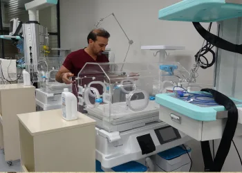 Çocuk ve yenidoğan yoğun bakımlarının kapasitesi artırıldı
