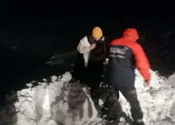 Yayla’da mahsur kalan vatandaşlar kurtarıldı
