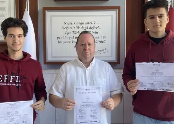 Fen Lisesi dünya birincisi oldu