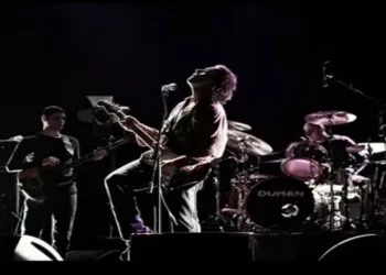 Cumhuriyet Bayramı Coşkusu: Duman ve Ekin Beril Konserleri