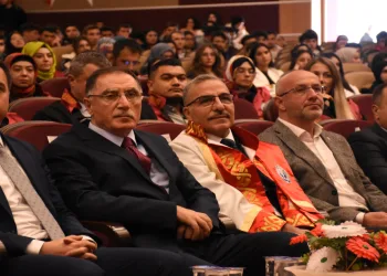 KMÜ’de 2024-2025 akademik yıl açılış töreni düzenlendi