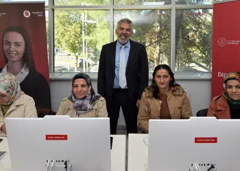 Deprem bölgesinde 15 bin kadına ulaşacak