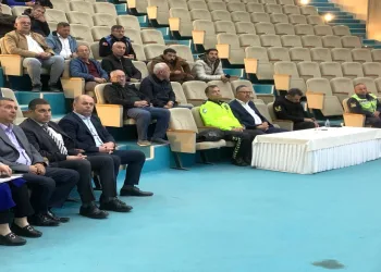 Servis şoförlerine eğitim verildi
