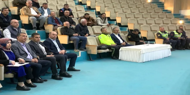Servis şoförlerine eğitim verildi