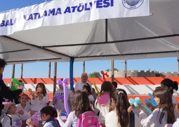 Öğrenciler, bilim şenliği’nde buluştu