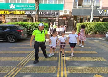 Okul çevreleri denetleniyor