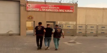 11 yıl cezası bulunan firari