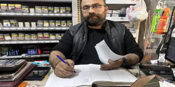 Hayırsever, 13 depremzede ailenin 40 bin TL’lik bakkal borcunu ödedi