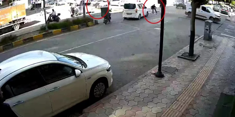 Hayırsever, 13 depremzede ailenin 40 bin TL’lik bakkal borcunu ödedi