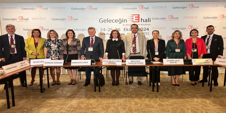 Binlerce eczacı bir araya geldi