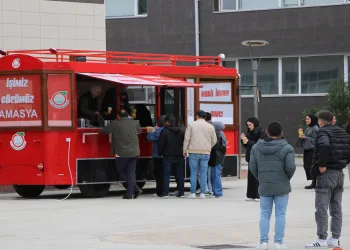 Nostaljik tramvay ‘Çorbabüs’ oldu