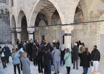 Meryem Ana Kilisesi yerli ve yabancı turistleri ağırlıyor