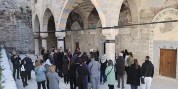 Meryem Ana Kilisesi yerli ve yabancı turistleri ağırlıyor