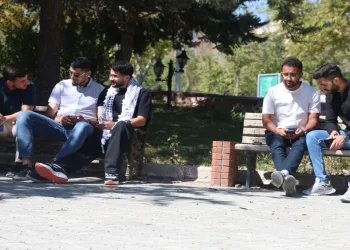 En büyük destekçileri savaştaki aileleri