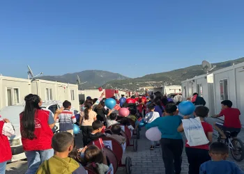 ‘Cumhuriyet Treni’ ile konteyner kentte tur attı