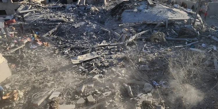 Gazze’de can kaybı 43 bin 61’e yükseldi