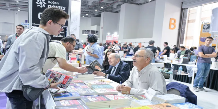 Hafta sonu on binleri ağırladı