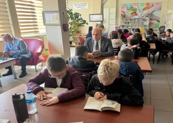 Öğrenciler en az 15 kitap okuyacak