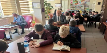 Öğrenciler en az 15 kitap okuyacak