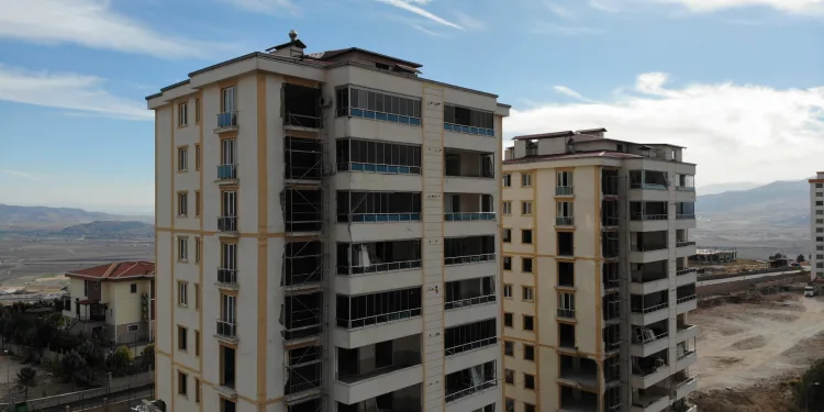 Orta hasarlı konutların güçlendirme çalışmaları