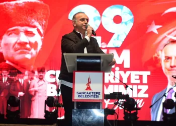 Sancaktepe’de Cumhuriyet’in 101’inci yılı coşkuyla kutlandı