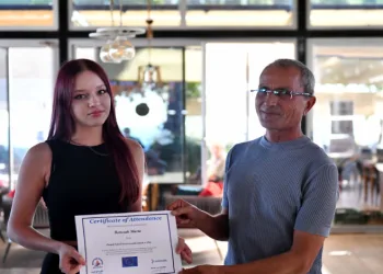 Erasmus projesi ile gelen gençler, sertifikalarını aldı