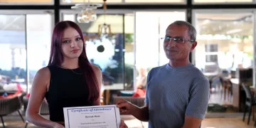Erasmus projesi ile gelen gençler, sertifikalarını aldı