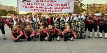 Bacıerenler Cumhuriyetin 101. yılı için yürüdü
