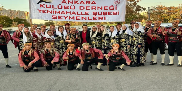 Bacıerenler Cumhuriyetin 101. yılı için yürüdü
