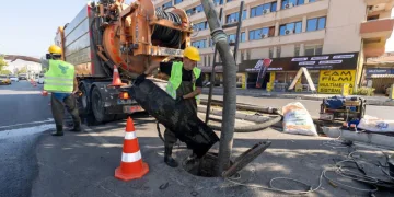 Büyük Kanal’da temizlik harekâtı